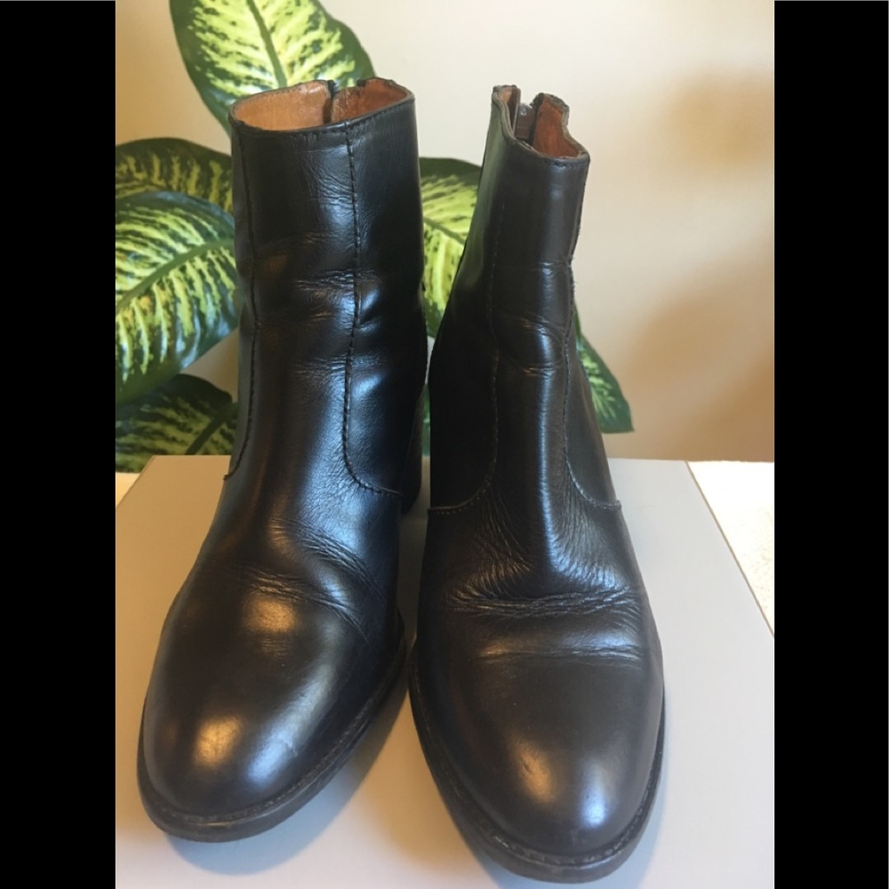 Madewell Black Leather Booties B2061